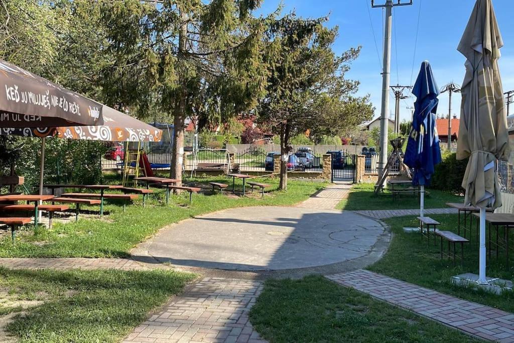 Apartman Katarina V Penzione Pod Smrekom مارتون المظهر الخارجي الصورة